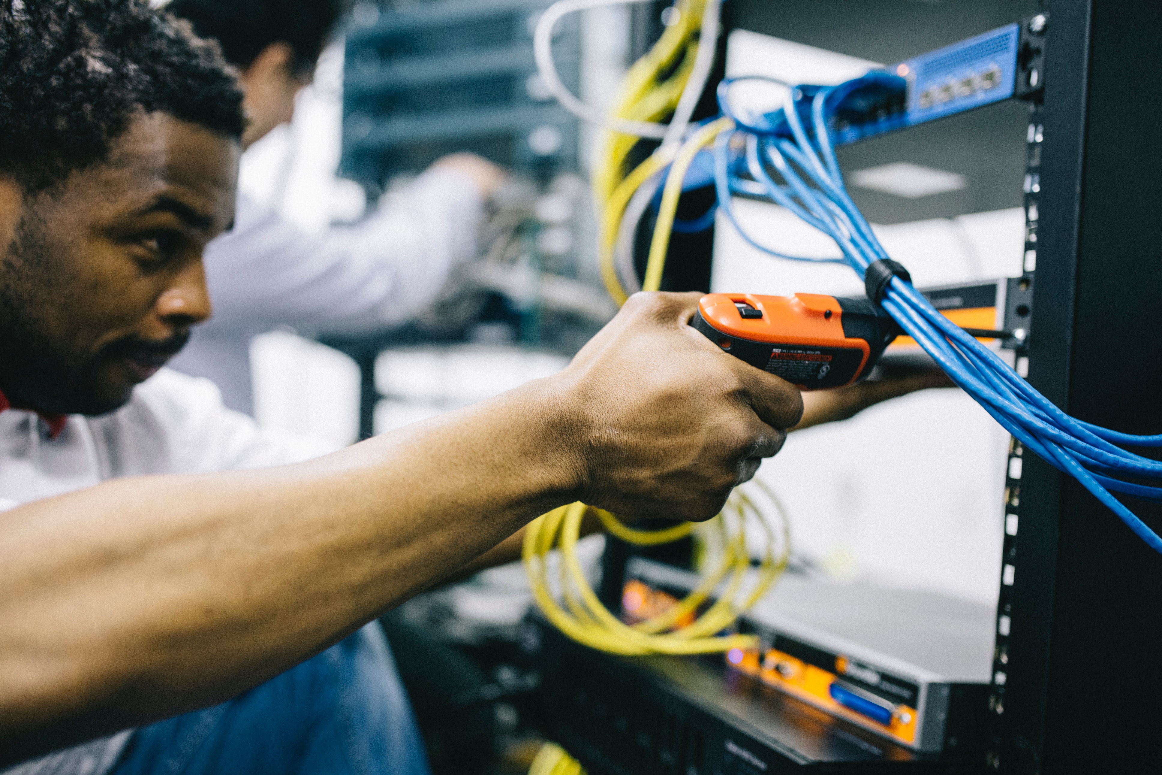 Man workin with cables